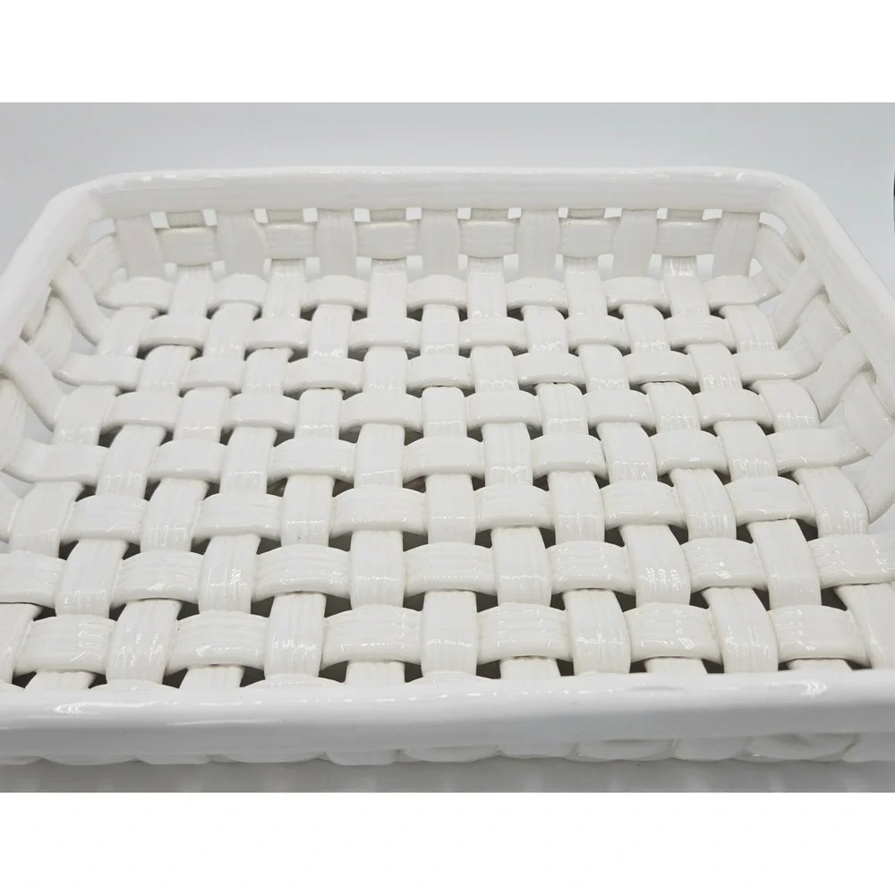 Savoir Vivre Portugal White Ceramic Cottagecore Lattice Weave Basket  9x11